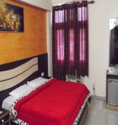 Hotel Suvidha Deluxe Haridwār Exteriér fotografie